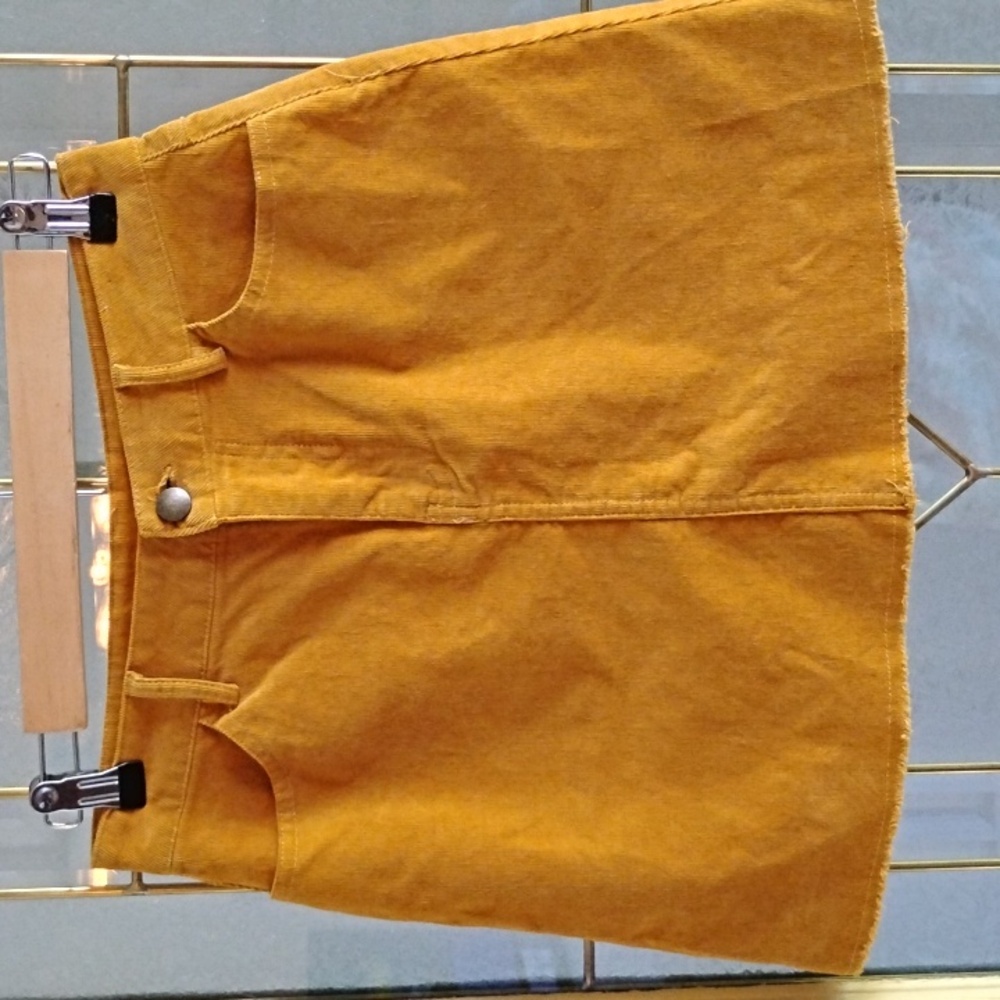 NWT Forever 21 Golden Corduroy Skirt. Size Small.